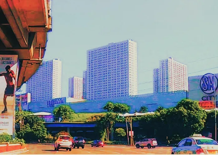 The Promenade - Sm North Grass Residences Qc Mla
