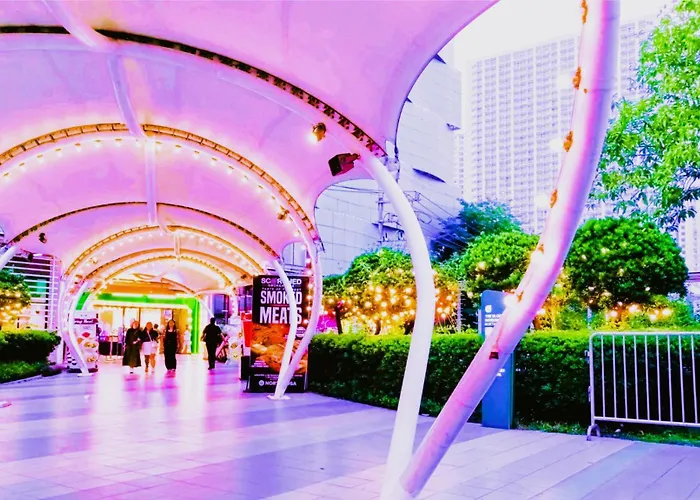 The Promenade - Sm North Grass Residences Qc Mla
